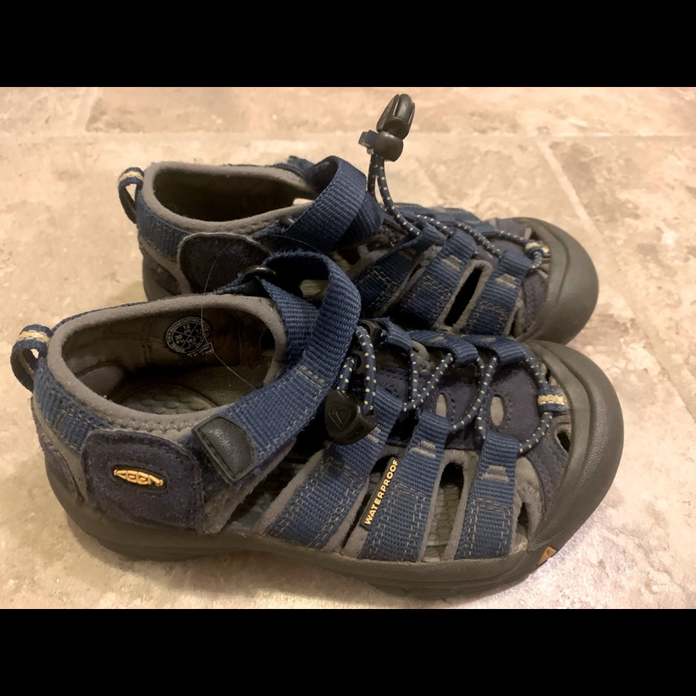 Keen shoes in great condition!